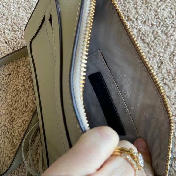 Rebecca Minkoff Elegant Cream Crossbody Bag - Picture 3 of 4